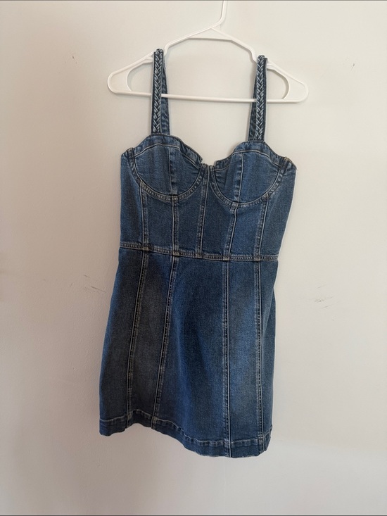 Alice + Olivia Dresses & Skirts - Alice + Olivia Blue Denim Mini Dress